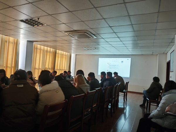 安全無(wú)小事 責(zé)任重于山：康姆勒電力開(kāi)工di