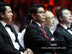 年度,二手书店巨,量库存涌入,华体会体育官网,华体会体育App,华体会体育下载,华体会体育登录,华体会体育平台